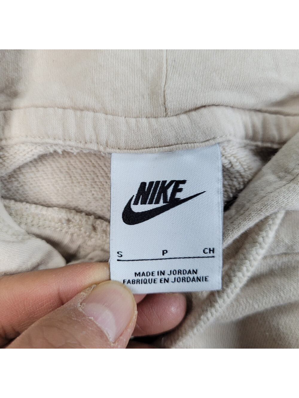 Nike Women’s Sportswear Team Nike Fleece Hoodie Size S Sweatshirt Tan/Yellow - Picture 5 of 8